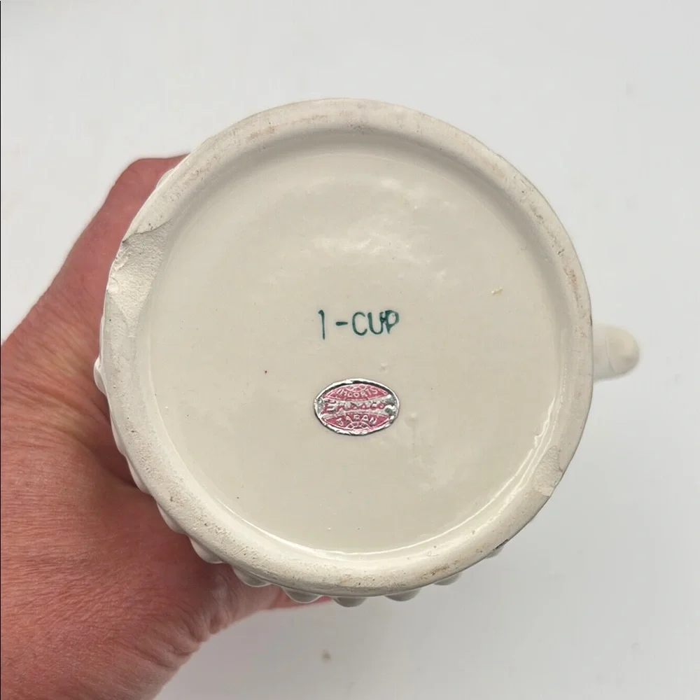 VTG Enesco Japan Ceramic‎ Measuring Cups Set of 4